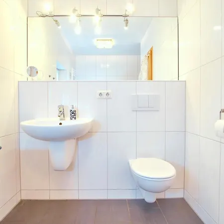 Waldhaus Ii Haushaelfte * Trassenheide