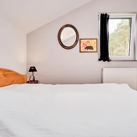 Waldhaus Ii Haushaelfte